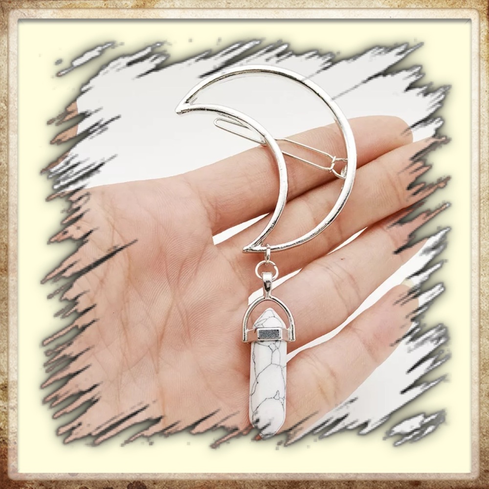 ✔️NWOT Barrette Moon Hair Clip with Stone Pendant